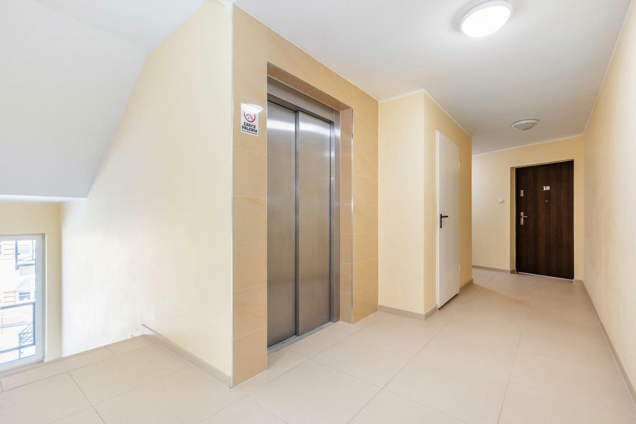 Apartament Nowa Flotylla By Noclegi Renters ชวีโนวิชแจ ภายนอก รูปภาพ