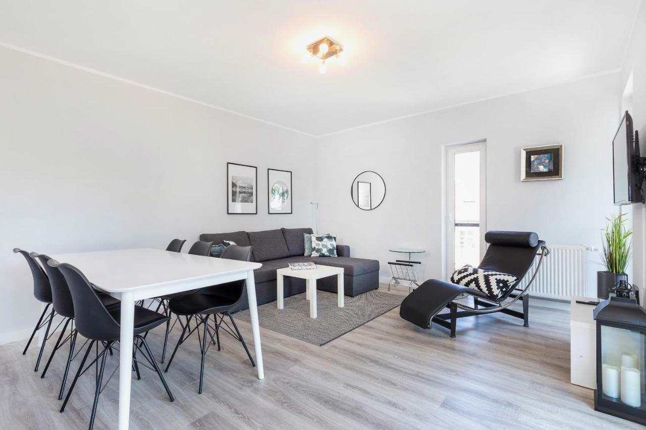 Apartament Nowa Flotylla By Noclegi Renters ชวีโนวิชแจ ภายนอก รูปภาพ