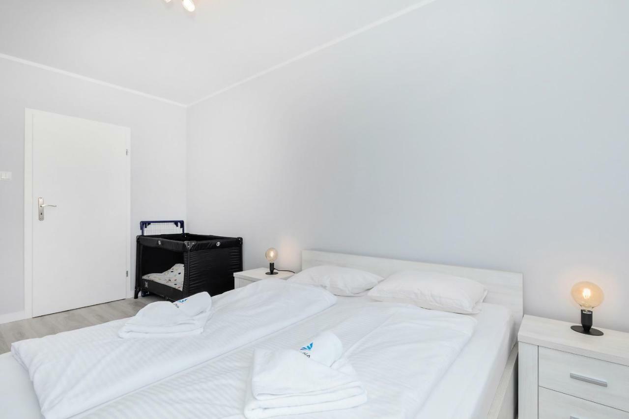 Apartament Nowa Flotylla By Noclegi Renters ชวีโนวิชแจ ภายนอก รูปภาพ
